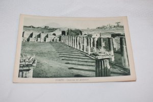 Pompei Caserna dei gladiatori Postcard Italy