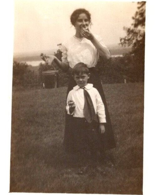 RPPC Real Photo Postcard - Mother and Child Eating Fruit - 1911 - AZO 1 Triangle