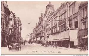 REIMS , France , 00-10s ; La Rue de Vesle