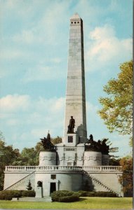 Lincoln's Tomb in Oak Ridge Cemetery Springfield IL Postcard PC502