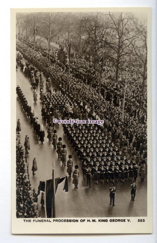r3053 -  Funeral Procession of  the Late King George V, down The Mall - postcard