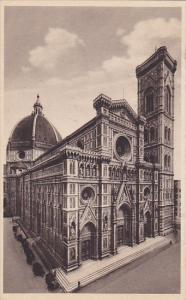 Italy Firenze Facciata della Cattedrale