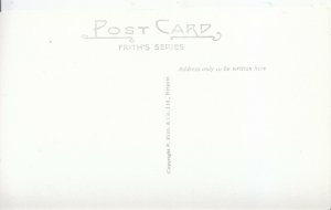 London Postcard - The Terrace - Barnes - Ref BE824 