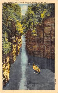 Ausable Chasm New York 1940s Postcard Boat Leaving The Flume