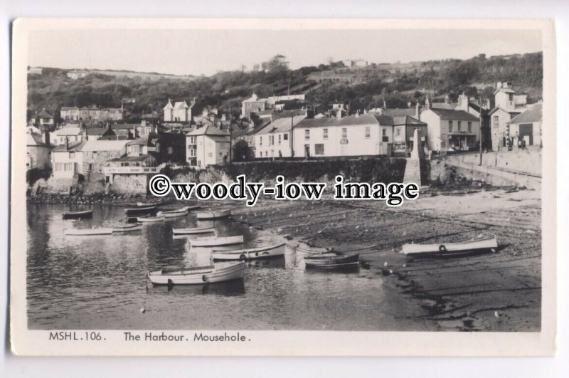 tp9864 - Cornwall - Small Boats Moored in the Harbour, in Mousehole - postcard 