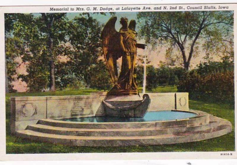 Iowa Council Bluffs Memorial To Mrs G M Dodge At Lafayette Avenue 1942 Curteich