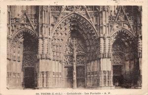 BF3712 tours cathedrale les portails france