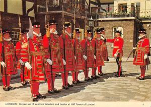 BR91078 london inspection of yeoman warders and gaoler  hm military militaria uk