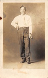 G83/ Ottumwa Iowa RPPC Postcard c1913 Man Smoking Cigar Tie