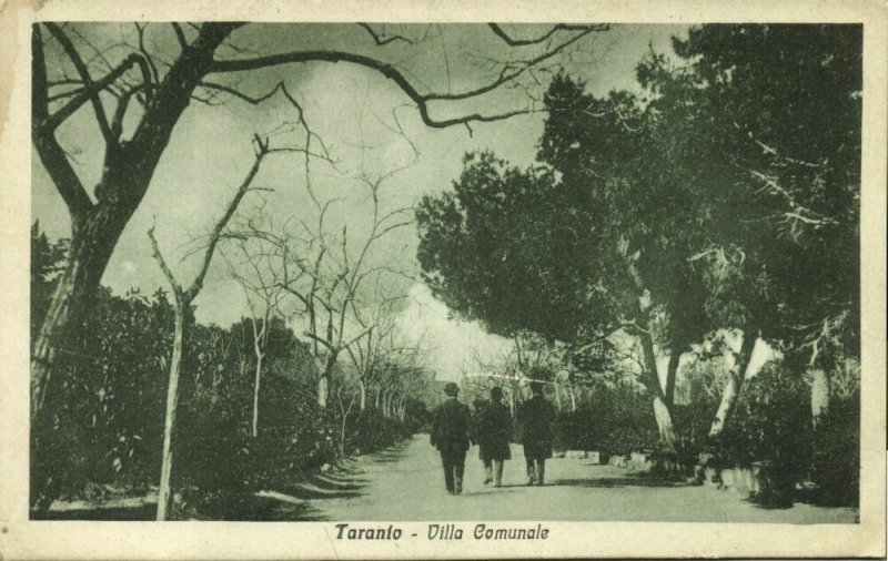 italy, TARANTO, Villa Comunale (1920s) Postcard