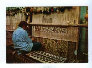 192937 IRAN Carpet Weaving Workshop old photo postcard