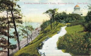 USA Looking toward Grant's Tomb Riverside Drive New York 03.82