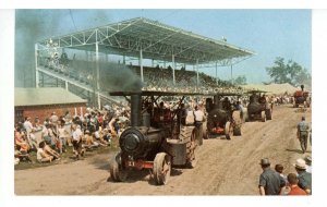 IA - Mt. Pleasant. Midwest Old Settlers & Threshers, Steam Tractors  (chipping)