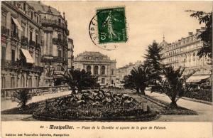 CPA MONTPELLIER - Place de la Comédie et square de la gare de PALAVAS (518708)