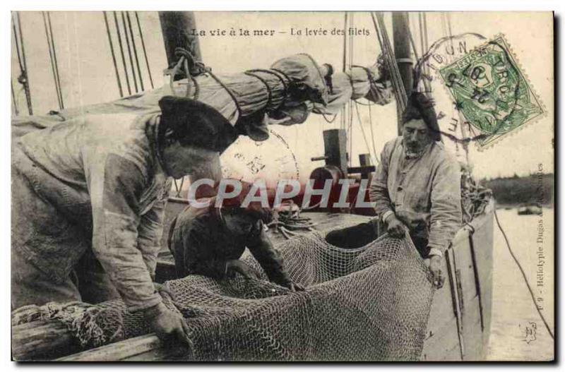 Old Postcard Life has sea levee The boat nets