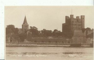 Kent Postcard - Castle and Cathedral - Rochester   ZZ1943