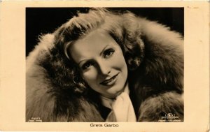 CPA AK Ross Verlag 5921 1 Greta Garbo FILM STARS (816185)