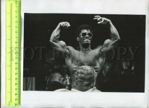 476429 USA bodybuilding champion bodybuilder John Brown Old PHOTO