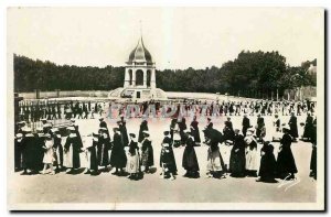 Old Postcard Sainte Anne d'Auray procession to the war memorial