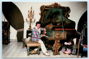 LIBERACE MUSEUM, Las Vegas~ Hand Painted CHOPIN PLEYEL GRAND PIANO 4x6 Postcard