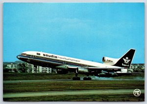 Airplane Postcard Saudi Arabian Airlines Lockheed L-1011 Tristar Landing PI CO2