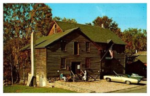 Postcard BUILDING SCENE East Arlington Vermont VT AT5674