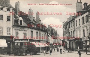 France, Beaune, Petite Place Carnot, Exterior View