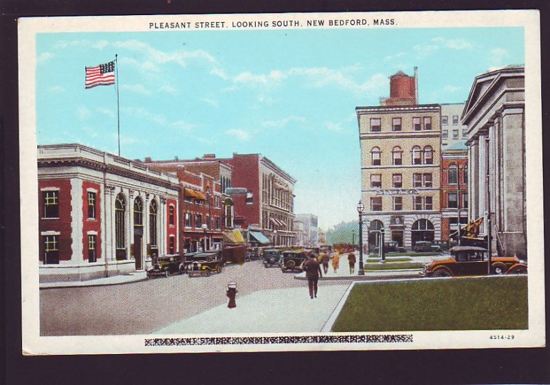 P1500 old unused postcard view old cars people pleasant st. new bedford mass