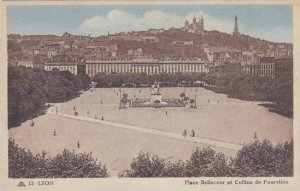 France Lyon La Place Bellecour et Colline de Fourviere