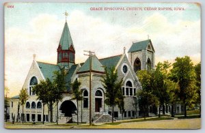 Cedar Rapids Iowa~Grace Episcopal Church Exterior View~AC Bosselman Vtg Postcard
