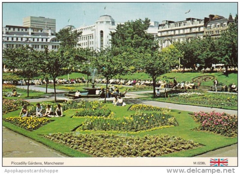 England Manchester Piccadilly Gardens