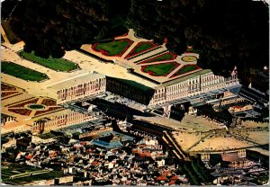 CONTINENTAL SIZE POSTCARD AERIAL VIEW OF THE CASTLE AND THE PARK AT VERSAILLES