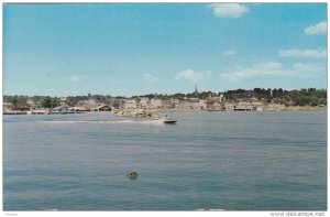 Across Kempenfeldt Bay , BARRIE , Ontario , Canada , 40-60s