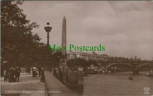 London Postcard - The Victoria Embankment RS28039