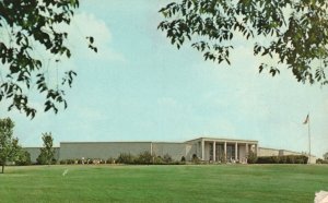 Vintage Postcard View of The Harry S. Truman Library Independence Missouri MO