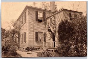 Home of Longfellow's Village Blacksmith, Cambridge MA Vintage Postcard H21