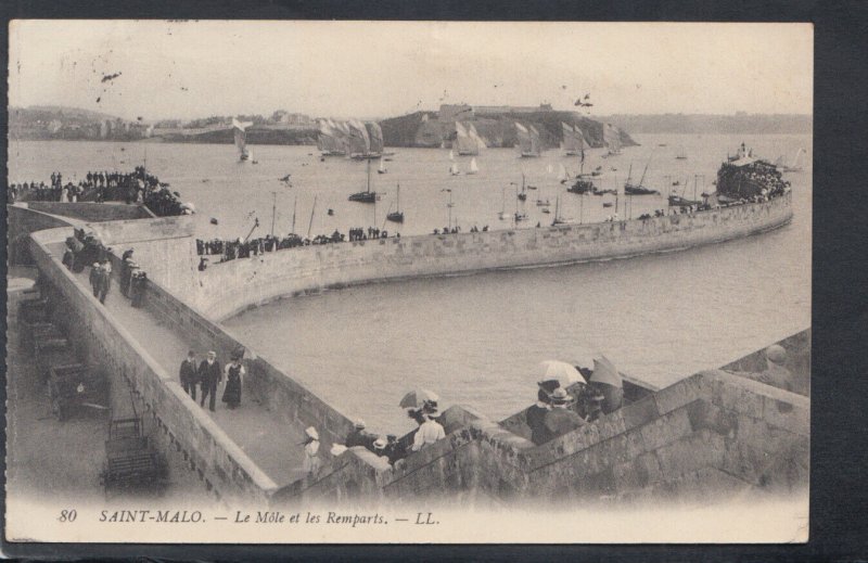 France Postcard - Saint-Malo - Le Mole Et Les Remparts    T9901