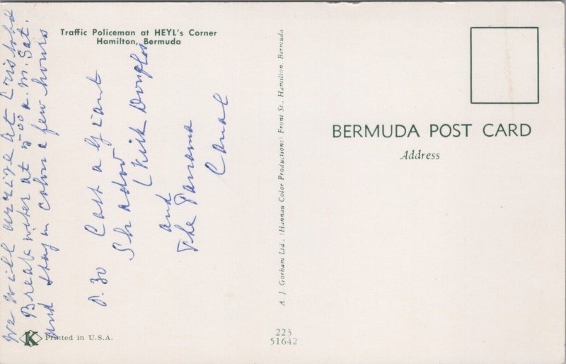 Bermuda Hamilton Traffic Policeman at HEYL's Corner Chrome Postcard C059