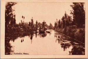 Mexico Xochimilco Lugar Pintoresco en Los Alrededores Vintage Postcard C123