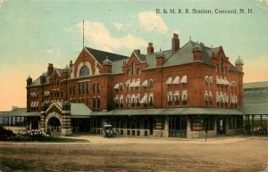 Vintage Postcard B & M Railroad Station Concord NH Merrimack County