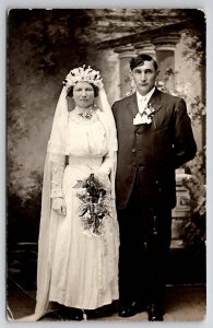 Wedding RPPC Beautiful Bride and Dess Handsome Groom Studio Photo Postcard C25