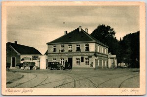 Restaurant Fugerhofzum Jagerhof Schattiger Garten Gesselschaftszimmer Postcard