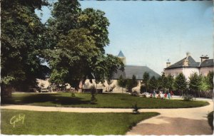 CPA SAINT-PIERRE-sur-DIVES Le Jardin Public (1228803)