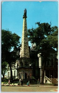 Postcard - War Memorial Monument - Freeport, Illinois