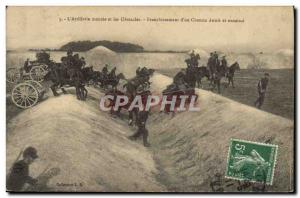 Old Postcard Army Artillery montee and crossing barriers d & # 39un narrow pa...