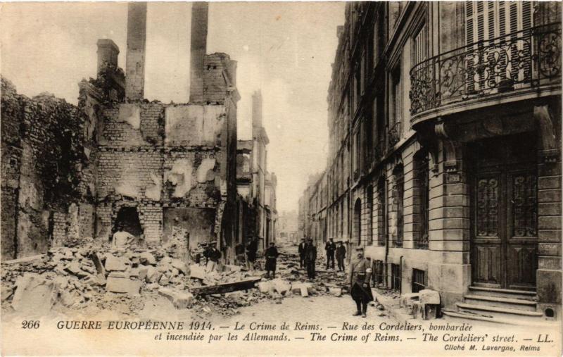 CPA MILITAIRE Guerre Européenne-Le Crime de Reims (316019)