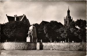 CPM SAULIEU - Monument aux Morts (216619)