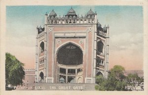 India Postcard - Pathapur Sikri - The Great Gate   U520