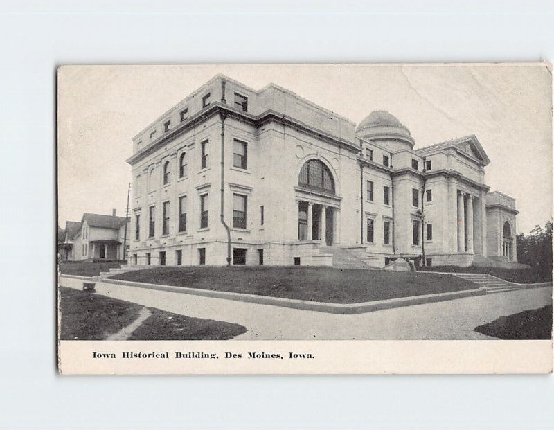 Postcard Iowa Historical Building, Des Moines, Iowa