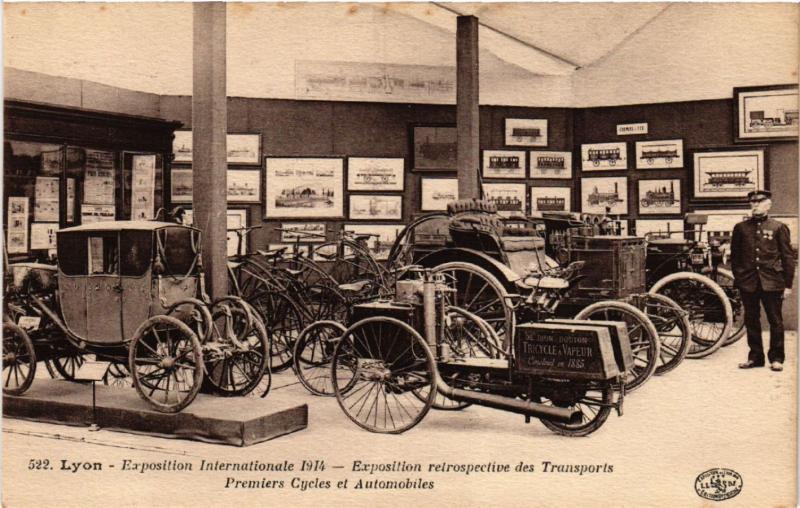 CPA LYON Exposition retrospective des Transports Premiers Cycles (442106)